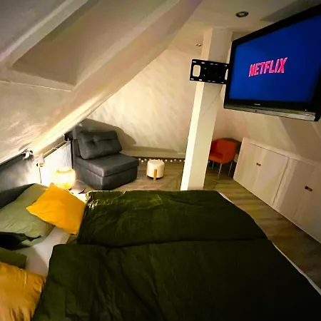 Gemuetliche 3 Zi & Garage Messe *