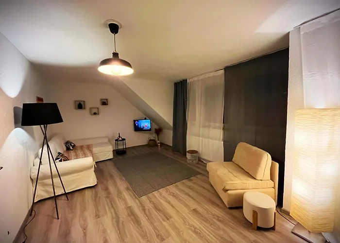 Gemuetliche 3 Zi & Garage Messe *