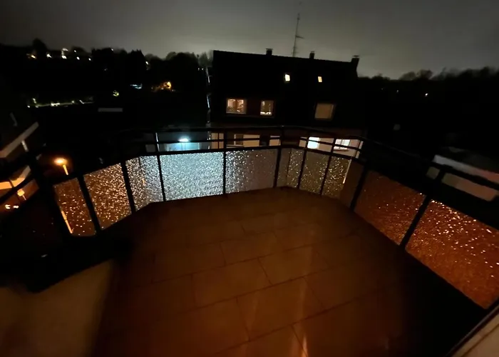 Gemuetliche 3 Zi & Garage Messe 아파트 *